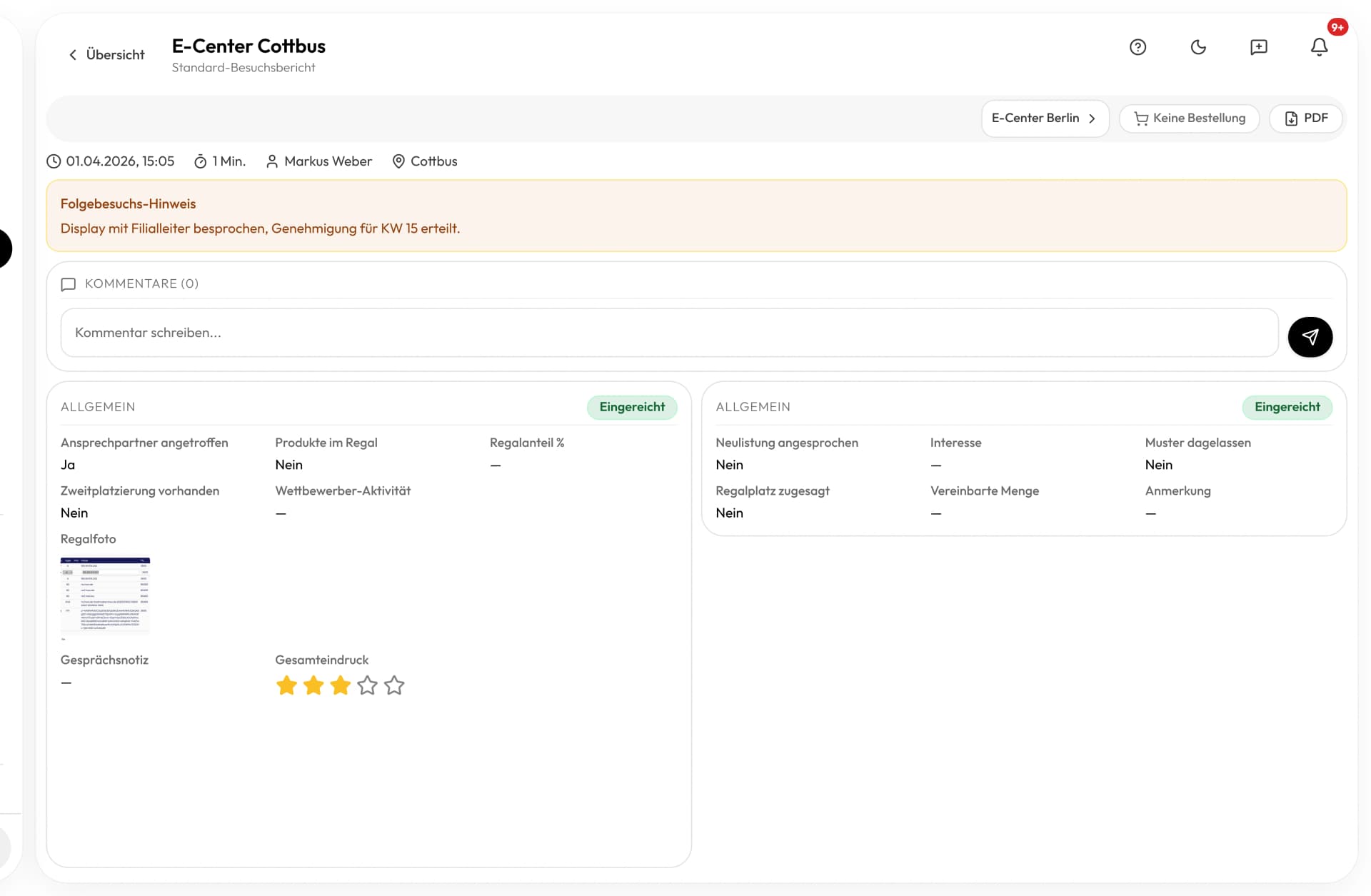 Screenshot AußendienstApp: Besuchsbericht-Formular mit Pflichtfeldern für Regalfoto, Zweitplatzierung, Preischeck und Out-of-Stock-Meldung
